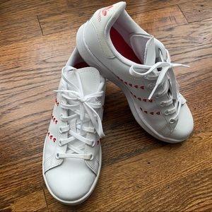 Stan Smith heart sneakers